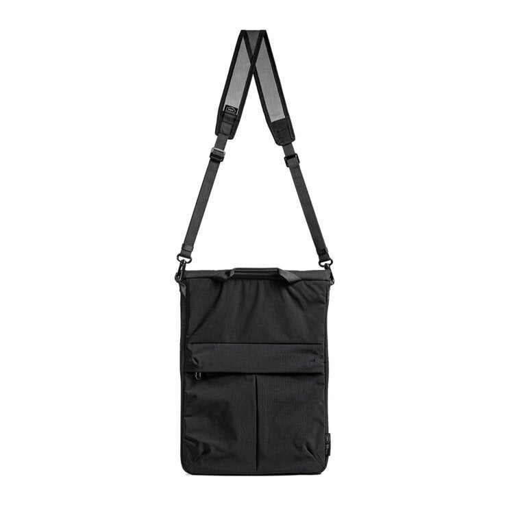 bitplay / Essential ラップトップスリングバッグ （16インチ用）/ ブラック